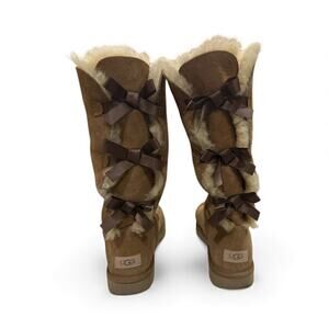 UGG Women’s Bailey Bow Tall Boots Chestnut Suede Sheepskin Size 10